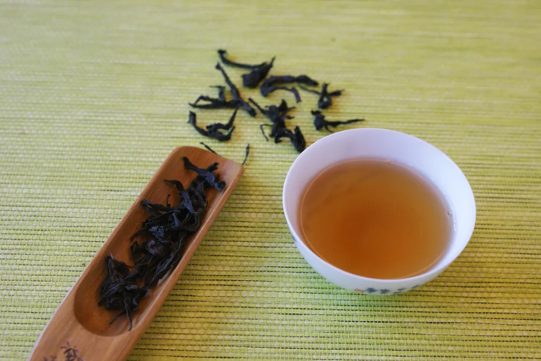 China Fujian Wuyi Mountain Classic Rock Tea Oolong Tea Da Hong Pao